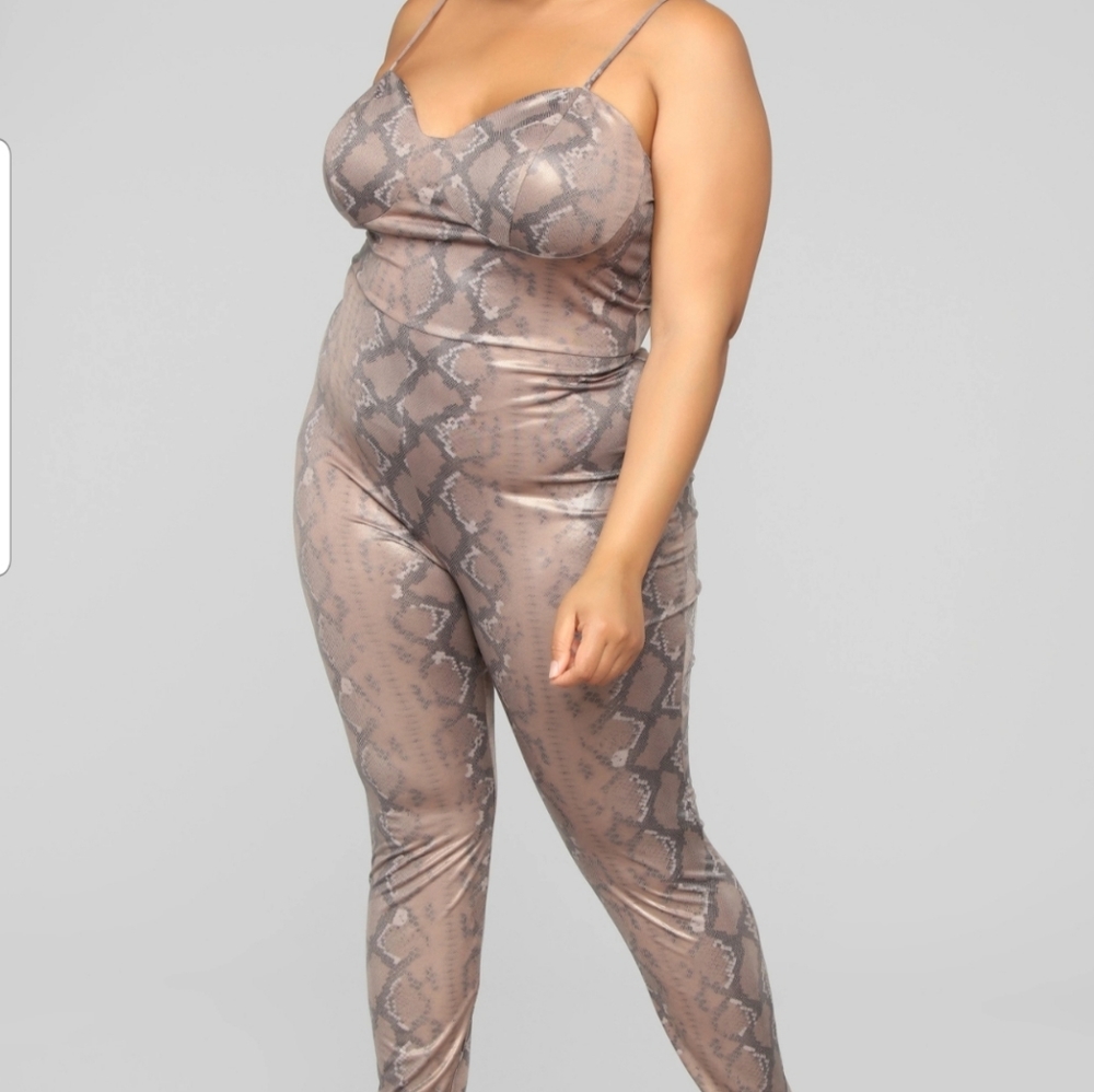 NEW SNAKE PRINT SKINNY STRAP RUMPER